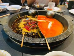 番茄鸳鸯锅-怡品川宇火锅(宝立方店)