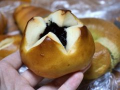 -沁屋面包店(人民东路店)