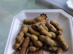 煮花生-钢管厂五区小郡肝串串香火锅(人民广场店)