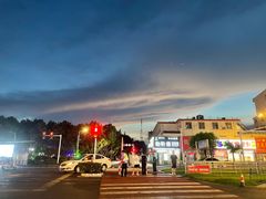 -淮城老友海鲜大咖龙虾烤吧(淮安店)