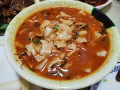 -苏莱特色牛骨滩羊手抓馆(长城东街总店)