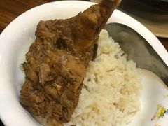 -万和春排骨砂锅米饭(湖北路店)
