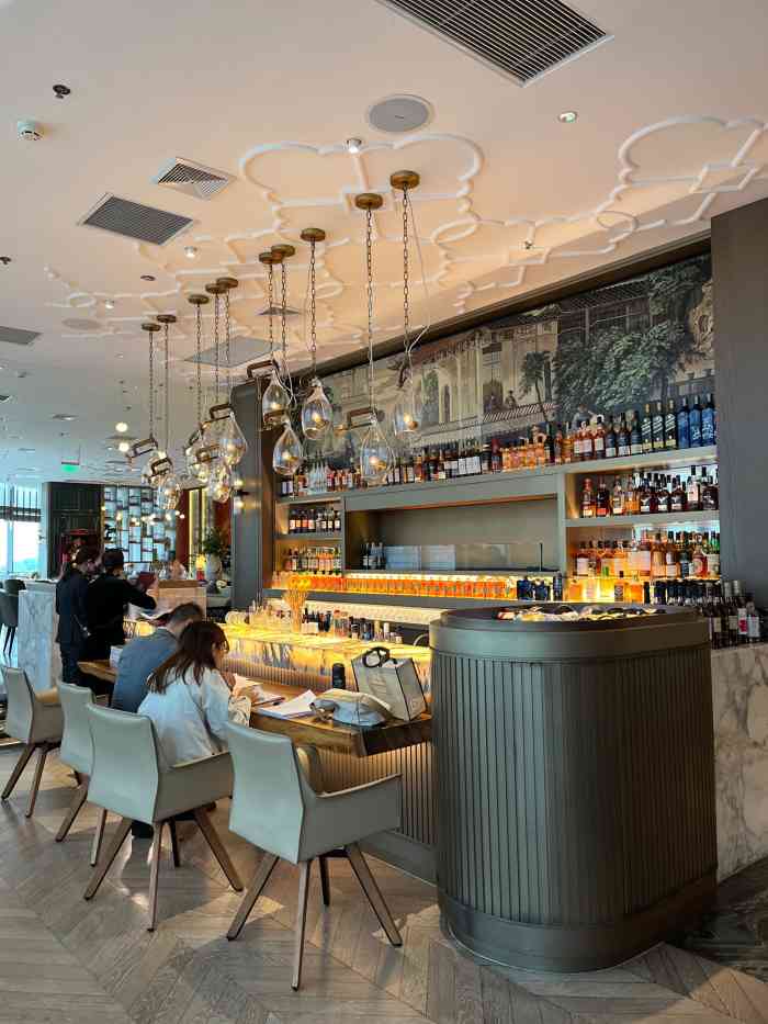 金海华·悦食东方(苏州中心商场店)-"环境很大气呀,服务敲好,特别是