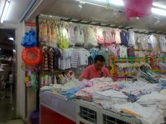 店内环境-第5大道精品休闲购物广场