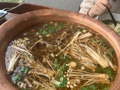 -西部马华清真兰州牛肉面·烧烤夜市(关东店)