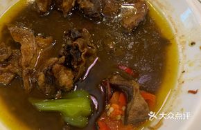 Stir-Fried Green Beans with Beef Sauce in Flatbread