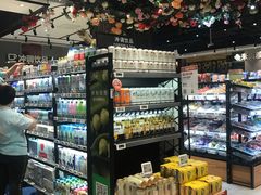 面包甜点陈列柜-盒马鲜生(红莲店)