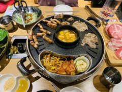 -江南猪肉商会无限续吃(弘大店)