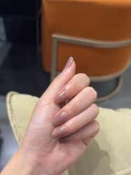 -进巍美甲美睫