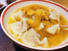 -八二小区抄手(龙湖上城天街店)