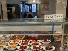 -同济大学本部学苑饮食广场