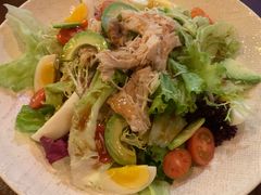 牛油果鸡丝沙拉-斯比特花园西餐厅(东方商厦店)