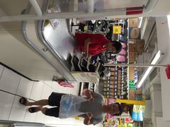 乐购(河南南路店)-华润万家(M2香港名都店)