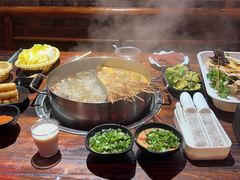 -乐山串串香老火锅(鼓楼店)