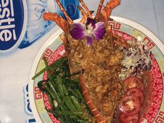 -Thiw Soen Seafood Restaurant