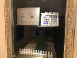 -孔雀手美甲美睫护理