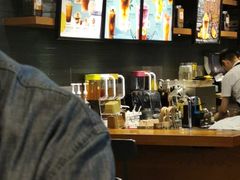 -星巴克(上海虹桥新天地二店)