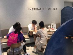 -喜茶(北京华贸购物中心店)