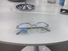 -优购镜仓(六角广场店)