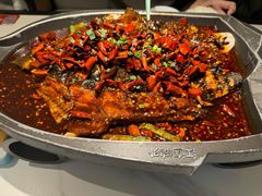 -江边城外烤全鱼(世茂广场店)