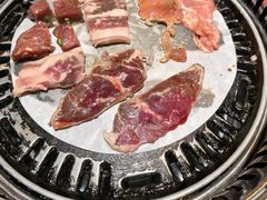 -匠牛亭·锅物烧肉放题自助(昆百大·泰业城店)