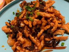 老油条的鱼香肉丝-新白鹿餐厅(爱琴海购物中心店)