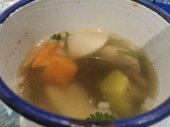 新疆缸缸肉-巴扎美食·新疆菜·西域歌舞表演餐厅(新疆大厦店)