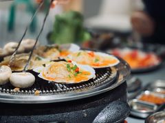 -围炉肉舍•炭烤活鳗•丹东海鲜烤肉(步行街店)