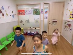 -i2青少儿英语(爱加星悦荟店)