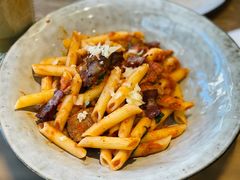 烩牛肉三角豆番茄酱意式空心面-Wagas沃歌斯(富力广场店)