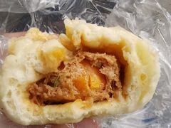 咸蛋黄超人包-老陶包子铺(南大西南村店)
