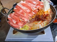 部队锅-MI WU FACTORY米屋美食工厂餐厅(绿地店)