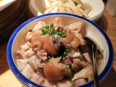 香芋蒸蹄花-坛宗剁椒鱼头(河西王府井店)