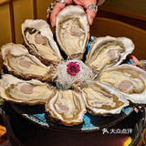 在静安寺！！终于吃到了超火的痛风锅！！！