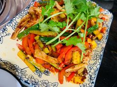 -乐山食古香跷脚牛肉