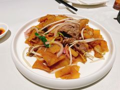 避风塘干炒牛河-十二粤味·顺德菜·烧鹅点心(五四广场店)