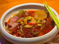 -钳小厨疯味1987肉蟹煲(美一城广场店)