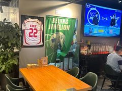 -京狮炙燥·精酿烧烤(首经贸店)