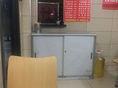 -江三王记牛杂馆(总店)