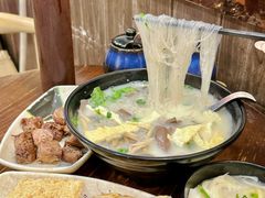 -鸭小妹鸭血粉丝(老门东店)