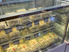 -白玉兰食品(汇联商厦店)