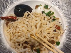 烧椒牛肉面-面乙新派手擀面(大悦城店)