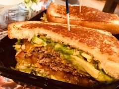 -The Habit Burger Grill 哈比特汉堡(复兴soho店)
