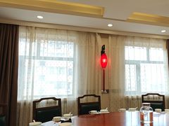 -鹤鸣嘉印象饭店(东市场小区店)