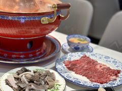-一只羊·铜锅涮羊肉烧烤