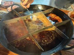 -岗上渣渣老火锅(两路口店)