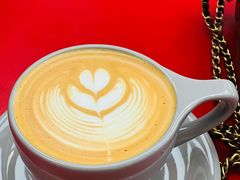 -UNI UNI(环亚凯瑟琳店)