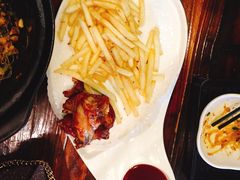 -春天里·老街坊餐厅(港隆广场店)