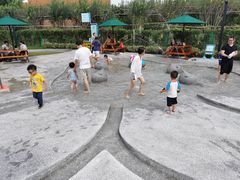 -季高兔窝窝亲子园(上海薰衣草公园店)