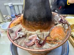 -一口猪海鲜浑锅·东北家常菜